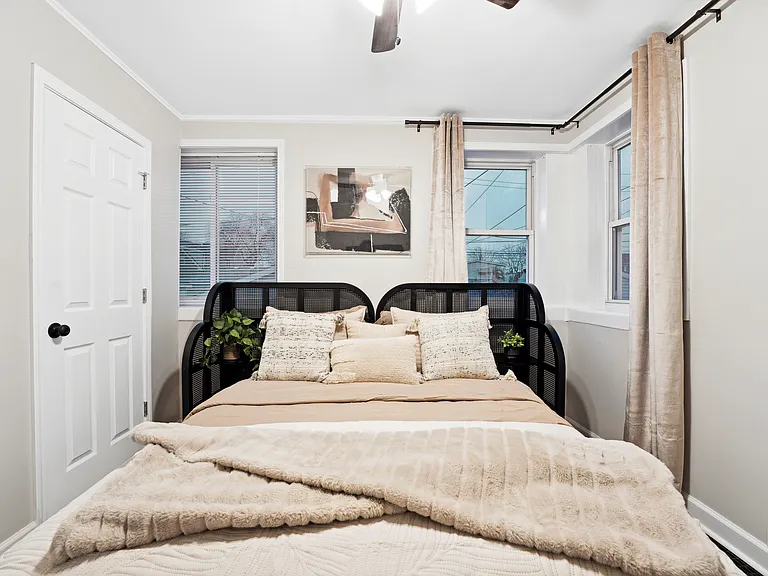 3340 Lombard Ave — Photo 18