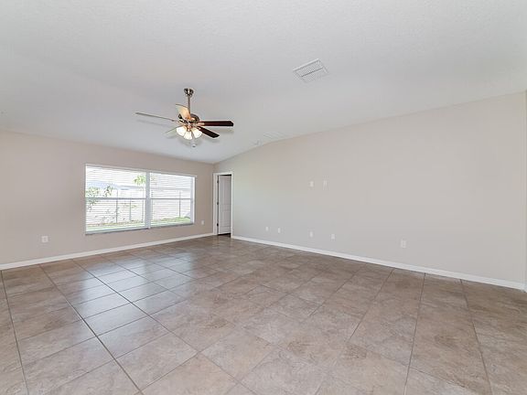 3rd image of 6706 Trent Creek Dr