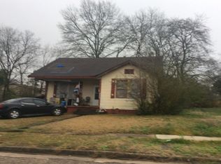 906 Wilson Ave, Gadsden, AL 35903
