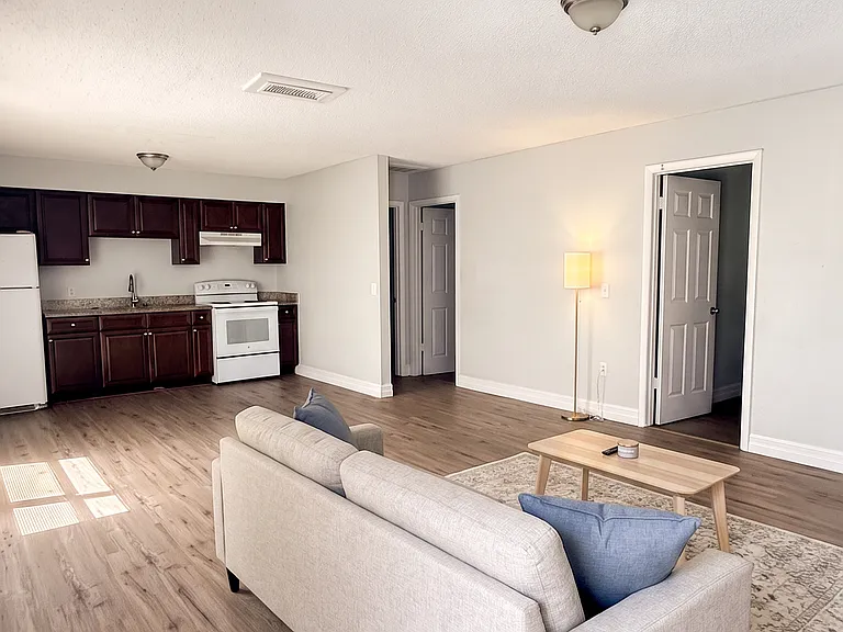 1105 Old South Dr #A — Photo 1