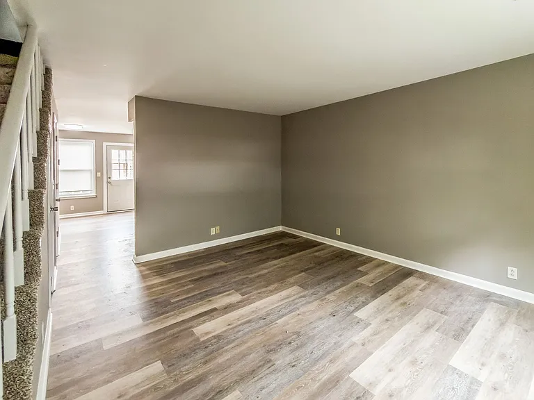 200 Watson Rd — Photo 4