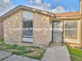 5611 Lochmoor, San Antonio, TX 78244