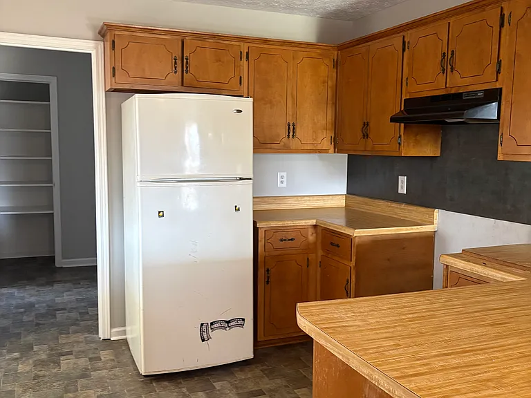 510 W Vine St — Photo 7