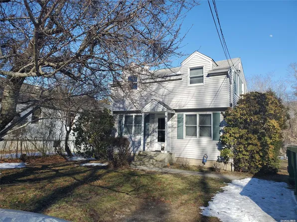 432 N Magee Street, Southampton, NY 11968
