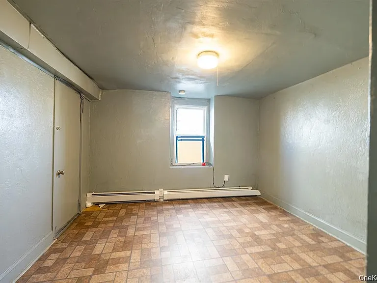 30 Martin Pl #1 — Photo 4