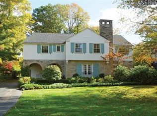 22249 Parnell Rd, Shaker Heights, OH 44122