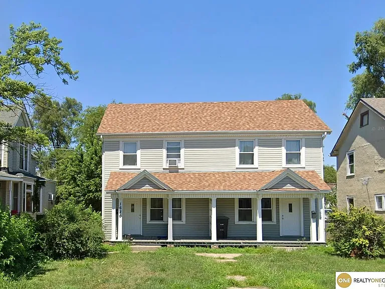 1618 Spencer St — Photo 1