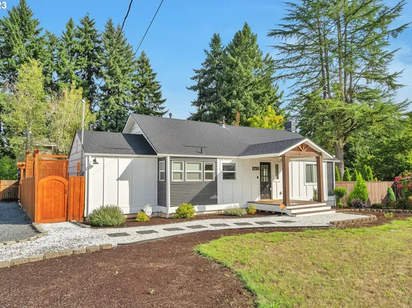 10475 SW Park St, Tigard, OR 97223
