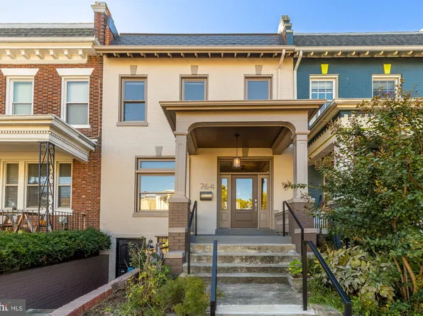 764 Newton Pl NW, Washington, DC 20010