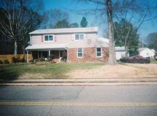 601 Prince Of Wales Dr, Virginia Beach, VA 23452