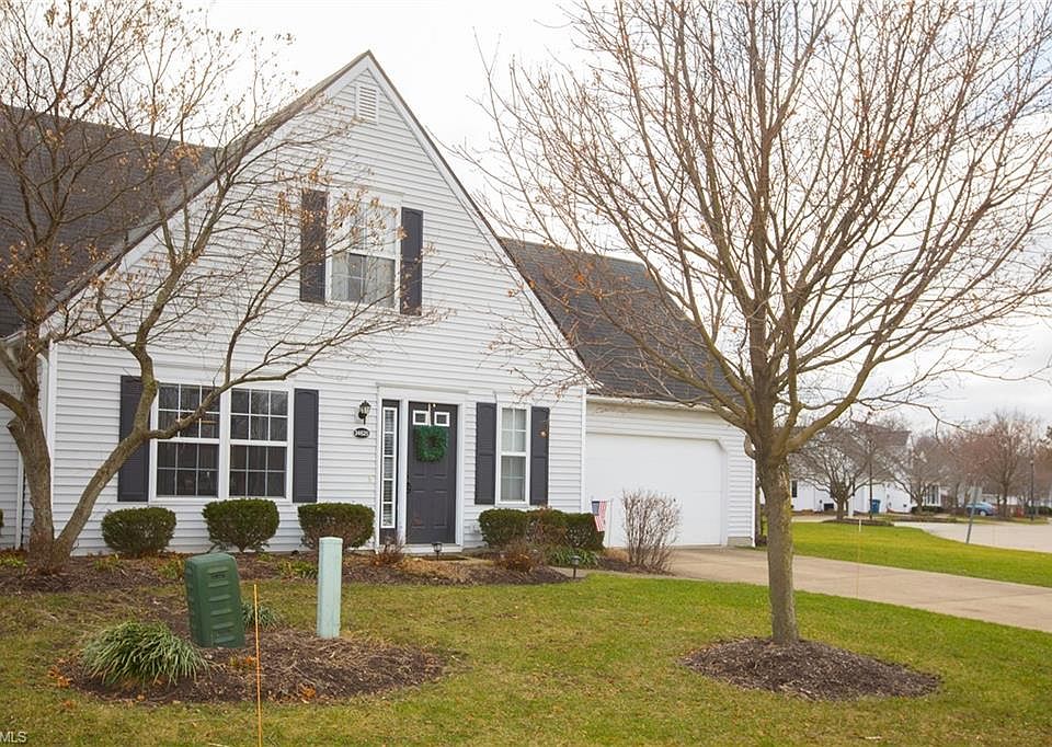 1st image of 24625 Meadow Ln #33