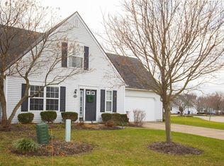 24625 Meadow Ln #33, Olmsted Falls, OH
