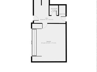 11889 N Cedar Dr, Grand Haven, MI 49417