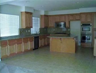 2nd image of 27122 Pumpkin St