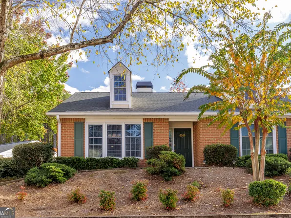 6509 Deerings Ln, Peachtree Corners, GA 30092