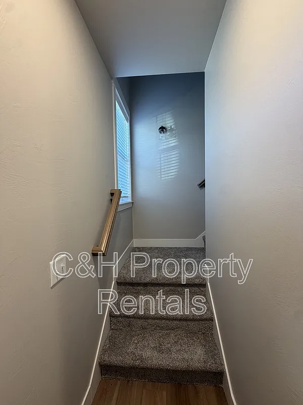 2 bed, 2.0 bath, 1087 sqft, $1,700 — Photo 4
