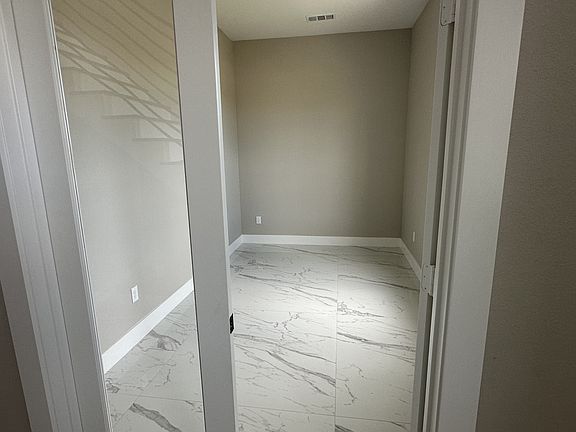 3rd image of 4404 Fatima Dr