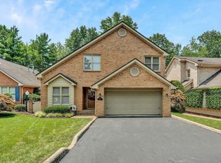 5454 Village Dr, Roanoke, VA 24018