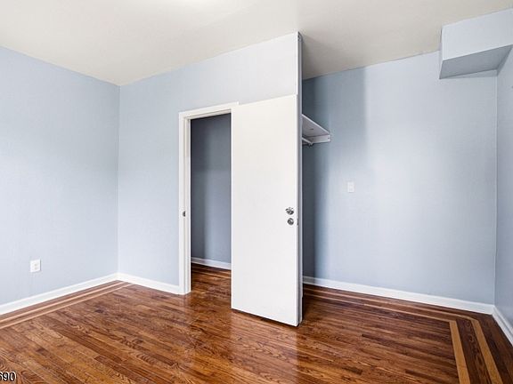 5th image of 65 Highland Ave