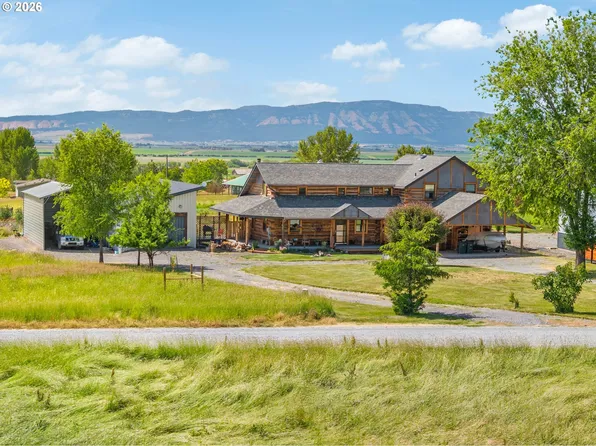 60910 Sharp Rd, Cove, OR 97824
