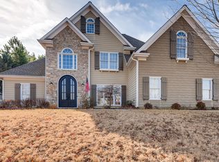 6511 Vista View Ct, Flowery Branch, GA 30542