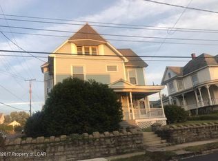 1132 Main St, Avoca, PA 18641