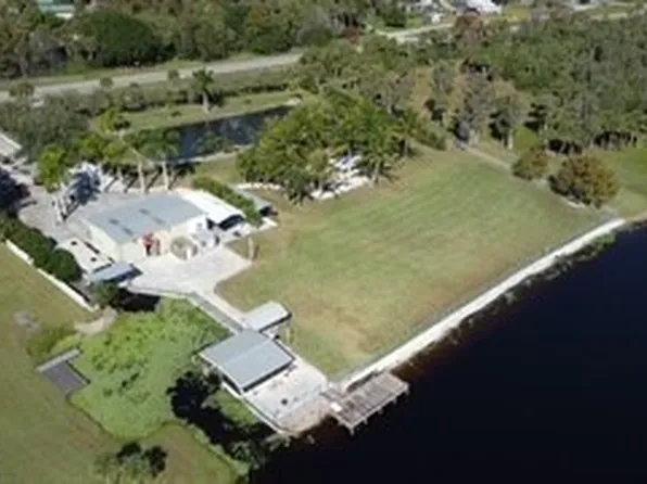 3342 County Road 721 Loop, Moore Haven, FL 33471