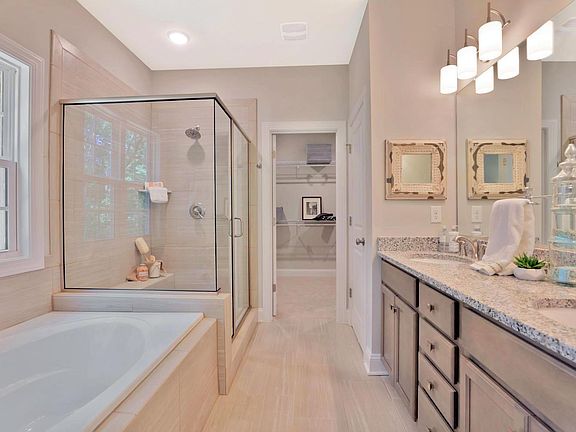 Amelia Model Primary Bath