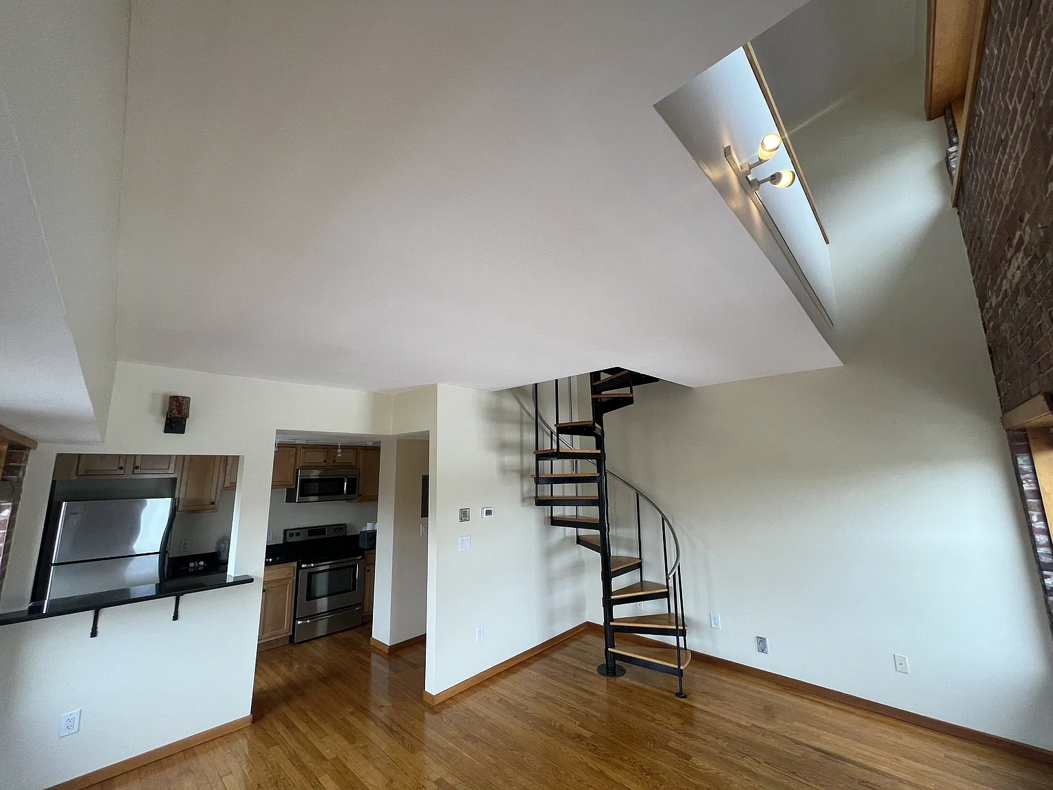 Federal Street #26-28 - Apartment 1 — Photo 2