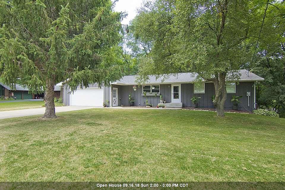 140 Rustic Lake Dr, Colona, IL 61241 Zillow