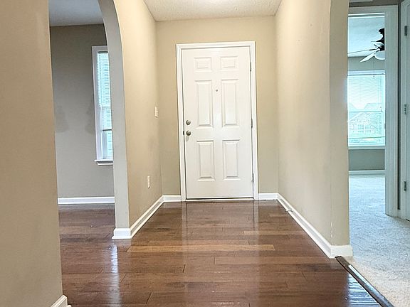 2nd image of 5763 Weeping Willow Pl