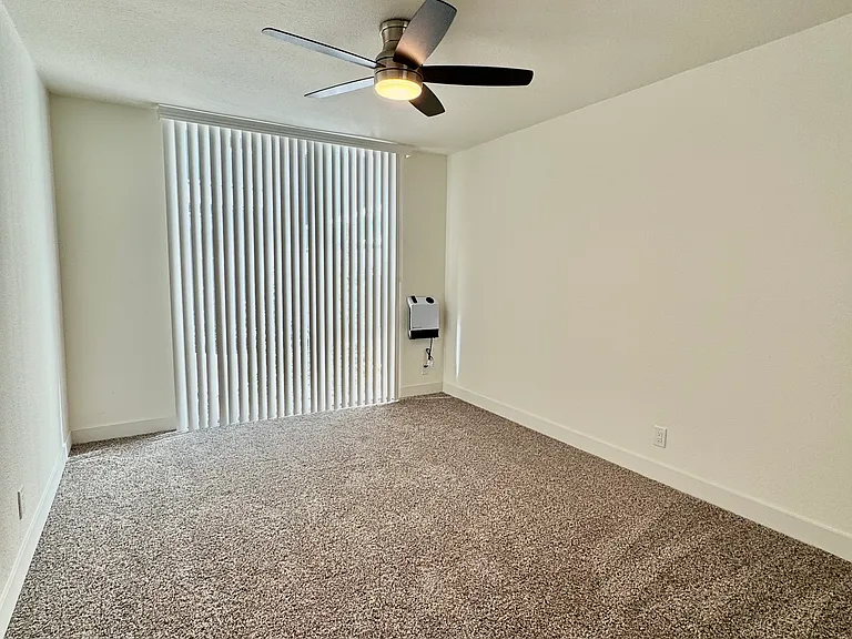 119 Bennett Ave — Photo 6