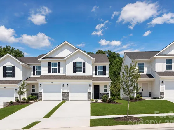 404 Sand Dunes Dr #93, Kannapolis, NC 28081