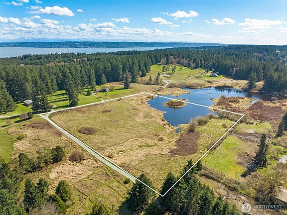 2nd image of 4320 Barbara Lane