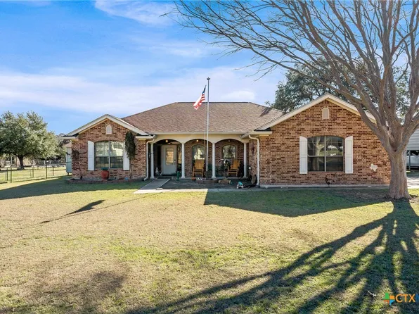 10223 Southshore Dr, Salado, TX 76571