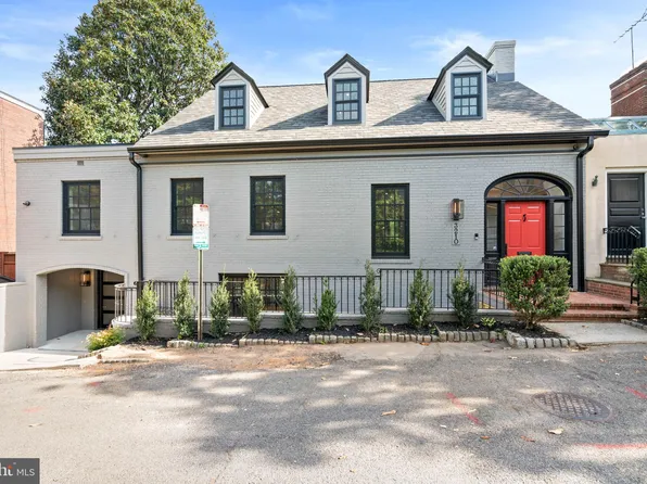 3210 Scott Pl NW, Washington, DC 20007