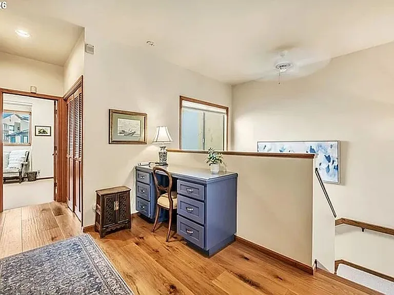 574 Wimbledon Ct — Photo 24