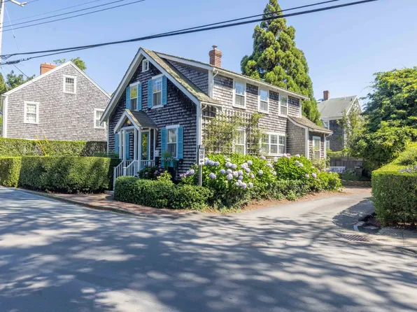30 Pleasant St, Nantucket, MA 02554
