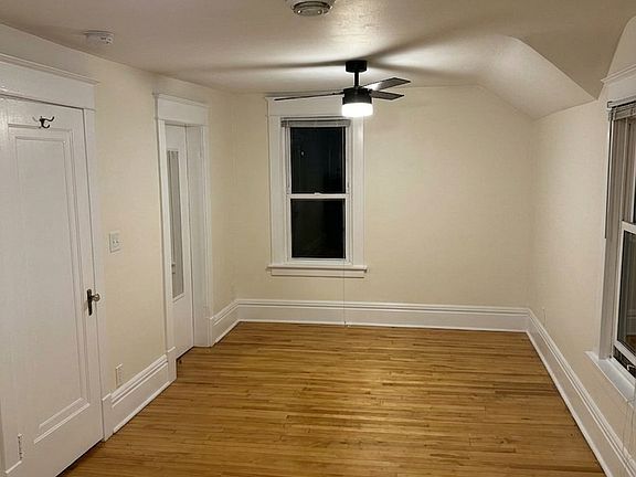 4th image of 1547 Sherburne Ave