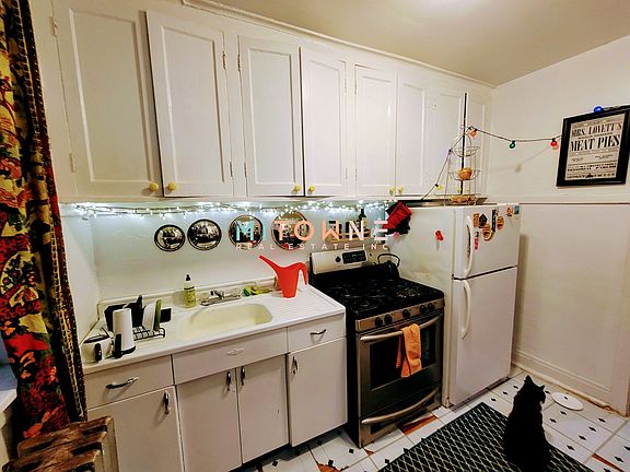 5th image of 4800 N Hermitage Ave #1F