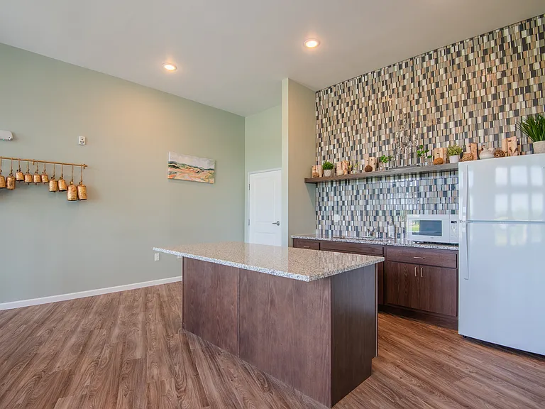 Rosa Place II — Photo 4