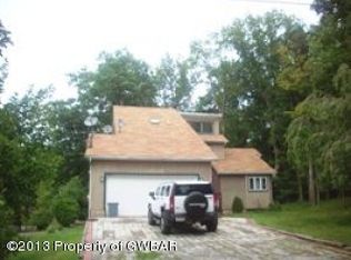 248 Snow Valley Dr, Drums, PA 18222