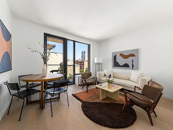 4th image of 181 E 101st St #602