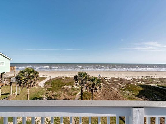 2nd image of 21226 Gulf Dr