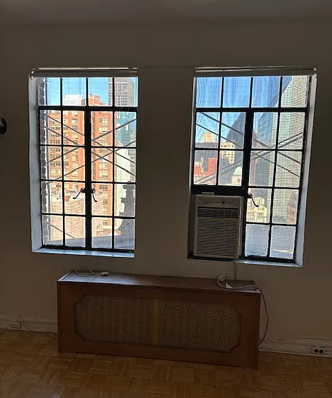 320 E 42nd St #2306 — Photo 6