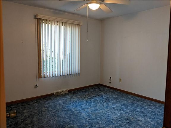 4th image of 131 Pleasant View Ave APT 24