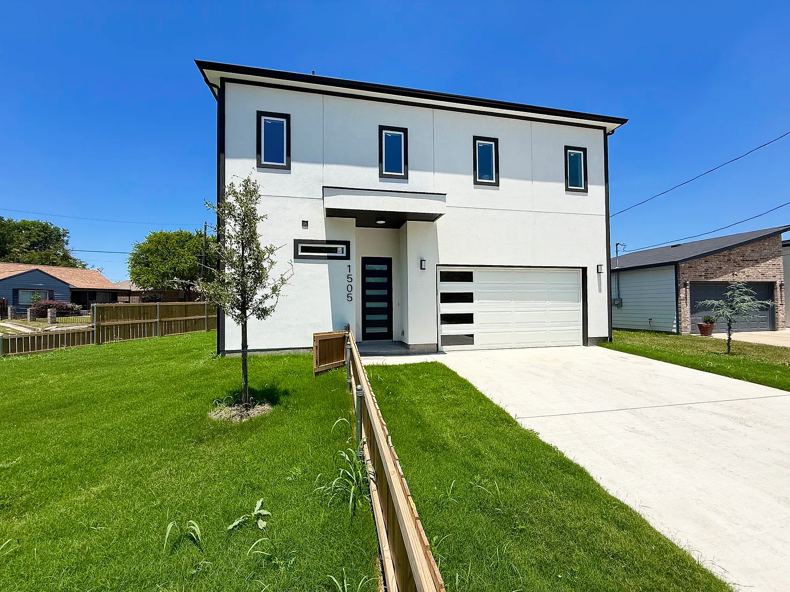 3 bed, 2122 sqft, $2,695 — Photo 1