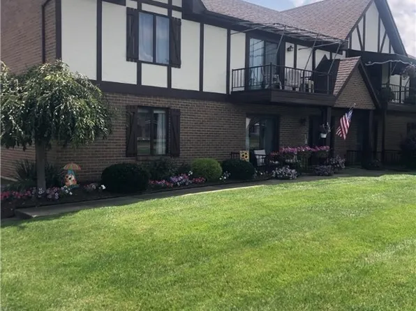 835 Pearson Cir Unit 3, Youngstown, OH 44512
