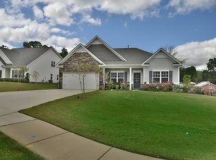 112 Marabou Ct, Mount Holly, NC 28120