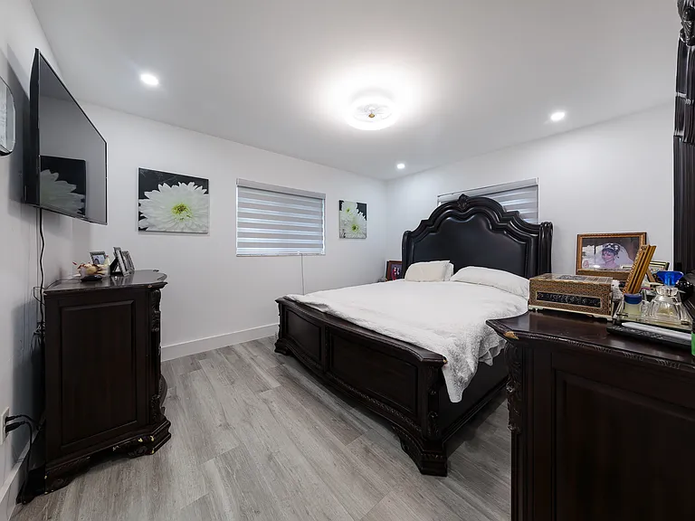 19311 Sterling Dr — Photo 15